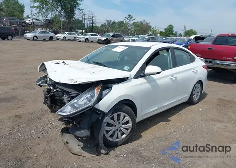 2021 Hyundai Accent Se z USA, uszkodzony, nr VIN 3KPC24A67ME144045